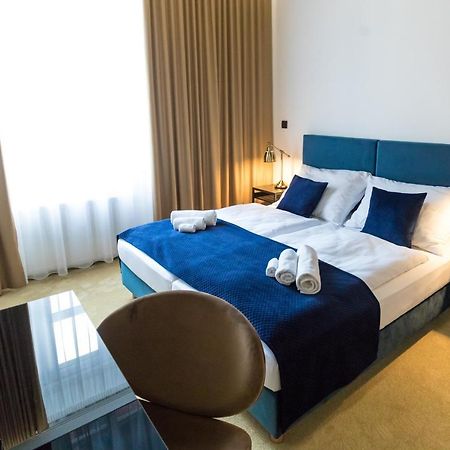 Apart Hotel Golden Apartments Koszyce Zewnętrze zdjęcie